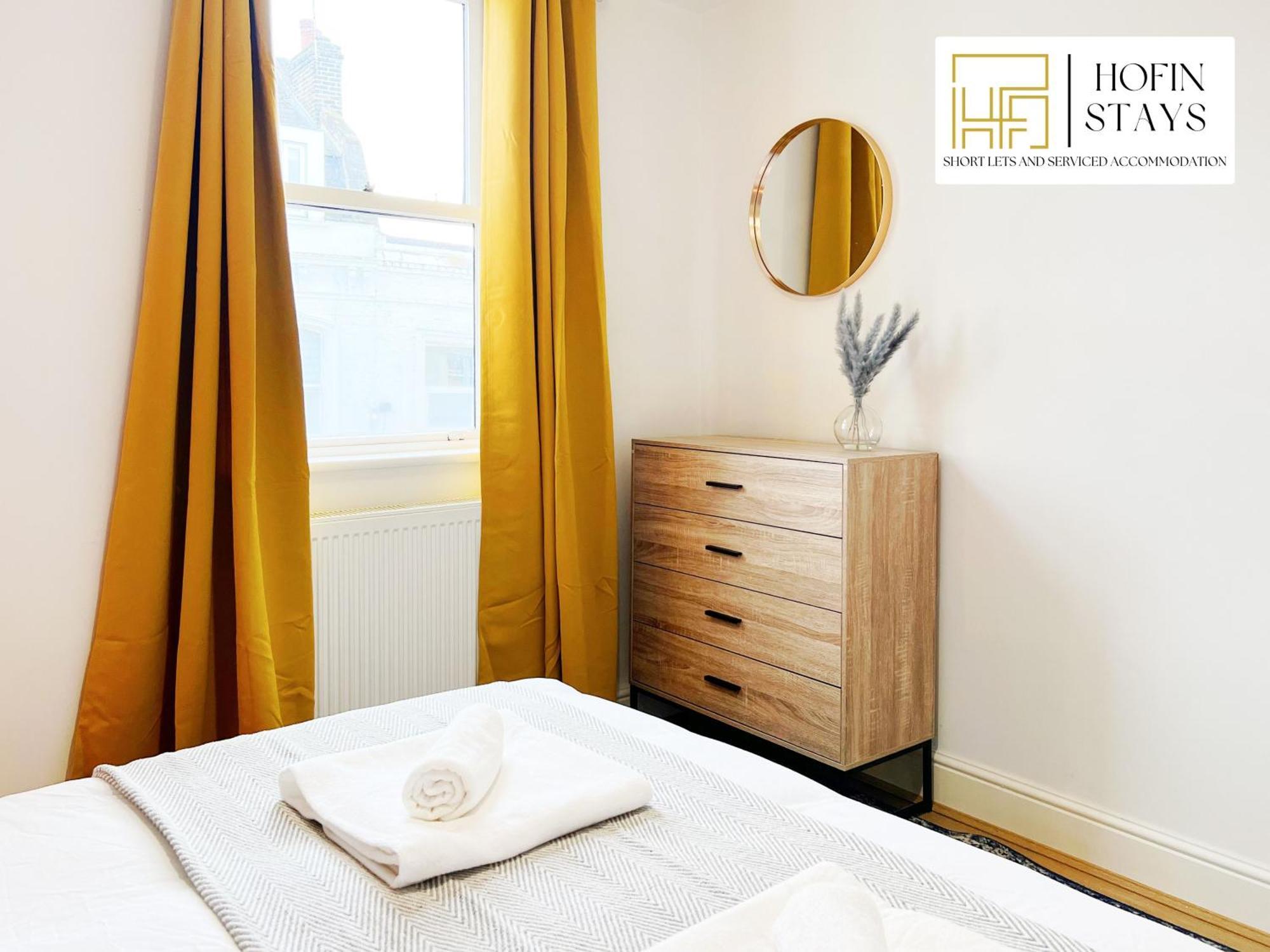 Last-minute Reserve L Premium On 2 Double Bed For 6 Guests L Deals L Hofin Short Lets & Serviced Apartment